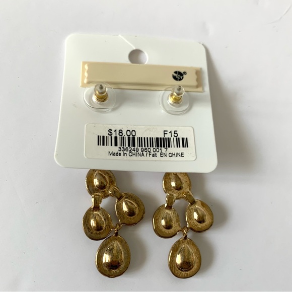 Le Chateau bling chandelier earrings NWT - Picture 4 of 4